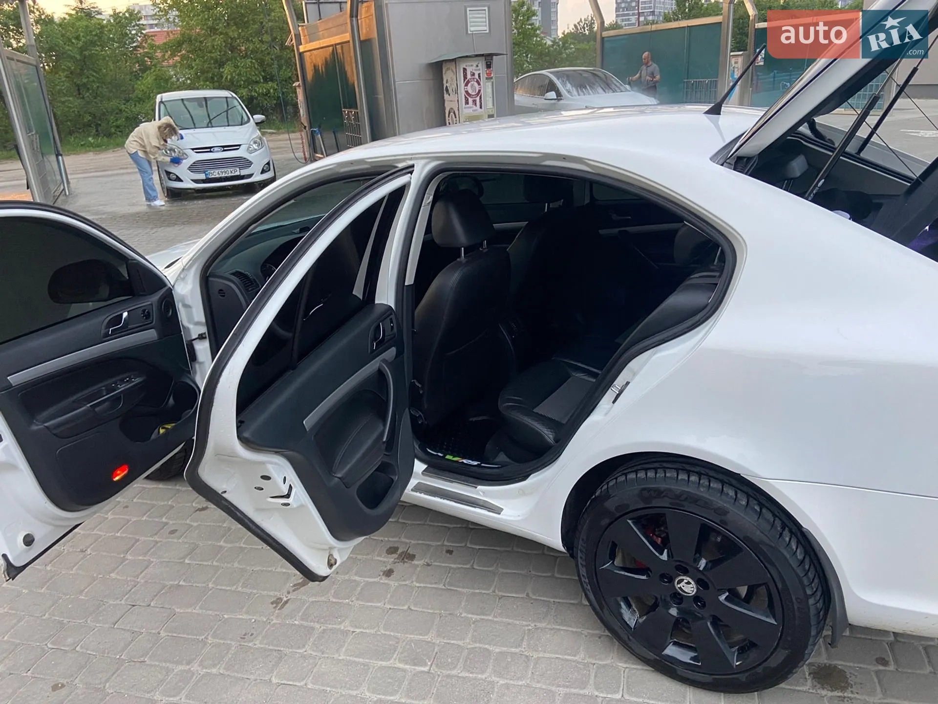 2011 Skoda Octavia - мініатюра 14