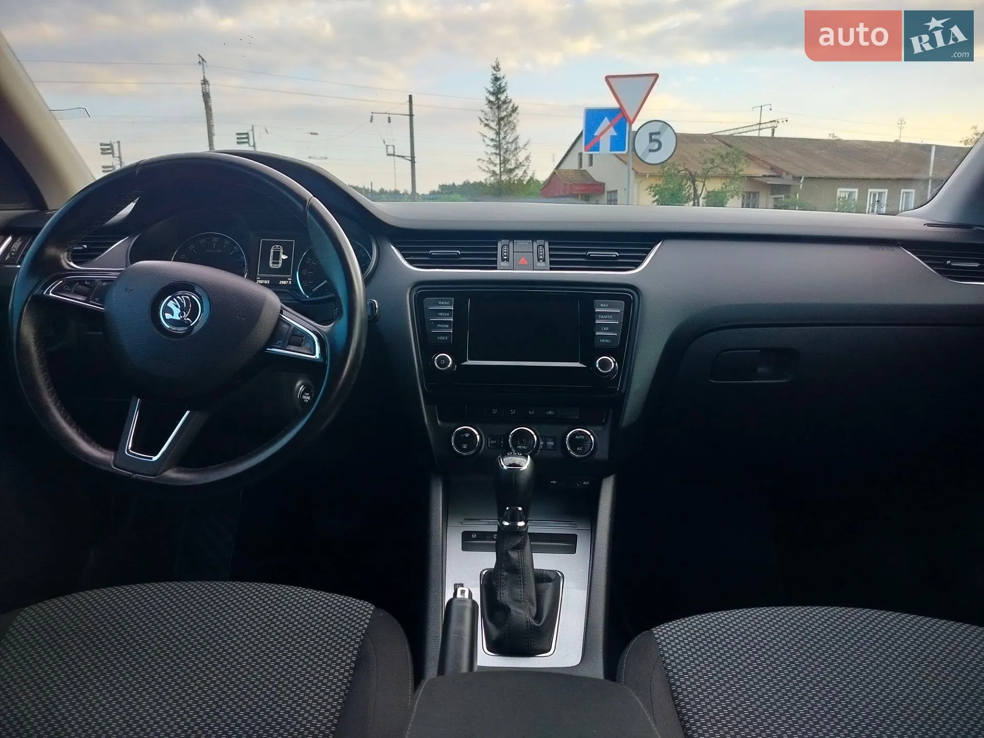 2016 Skoda Octavia - мініатюра 9