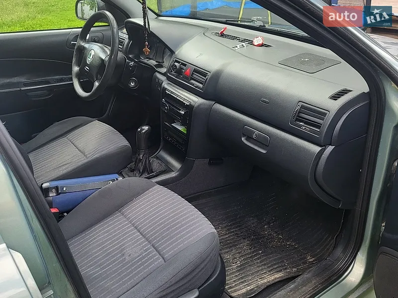 Skoda Octavia 2003 VIN TMBBL41U138702603 фото оголошення 8 з 52