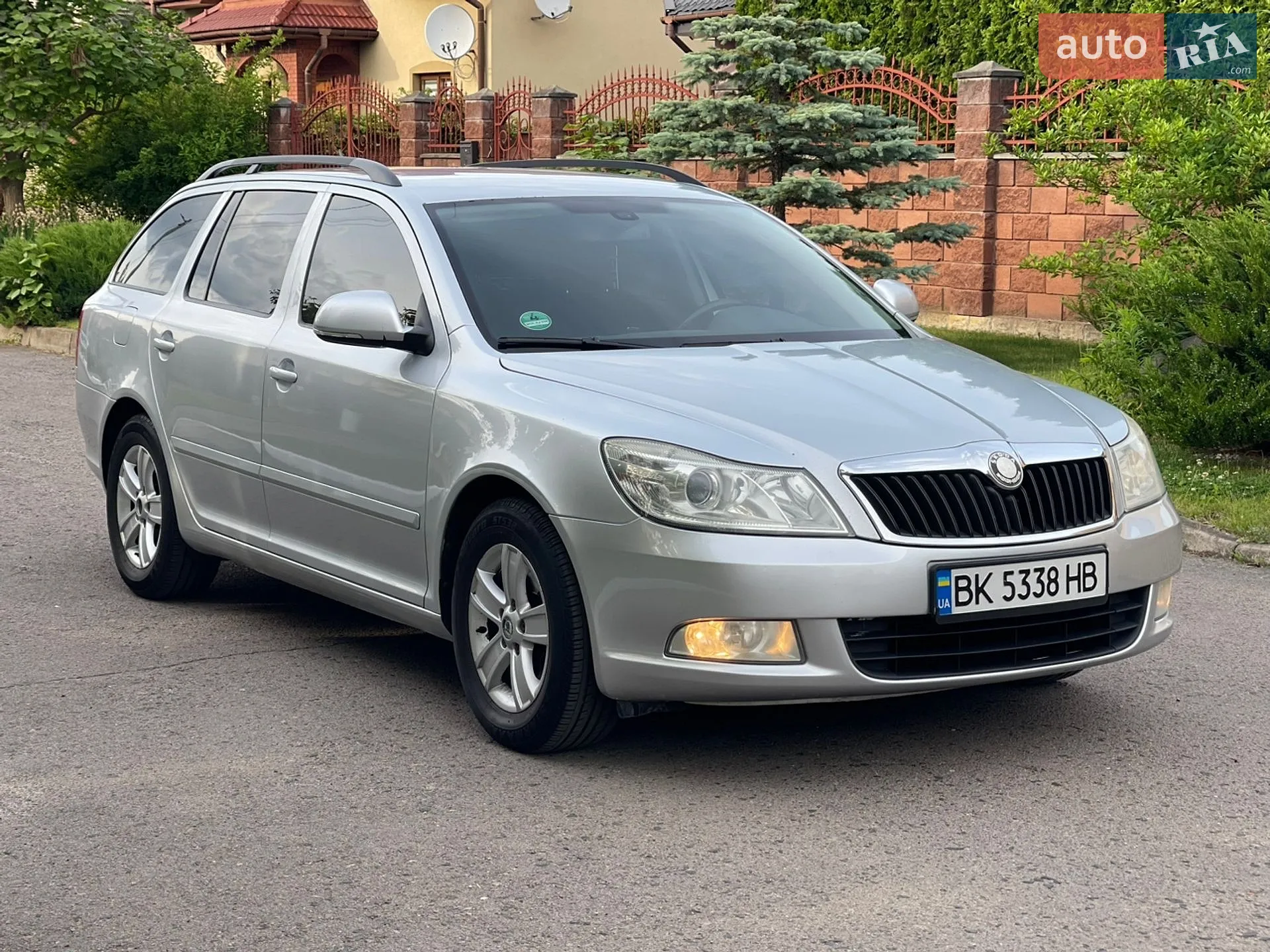 Skoda Octavia 2010 VIN TMBHK61Z7A2103970 фото оголошення 3 з 14