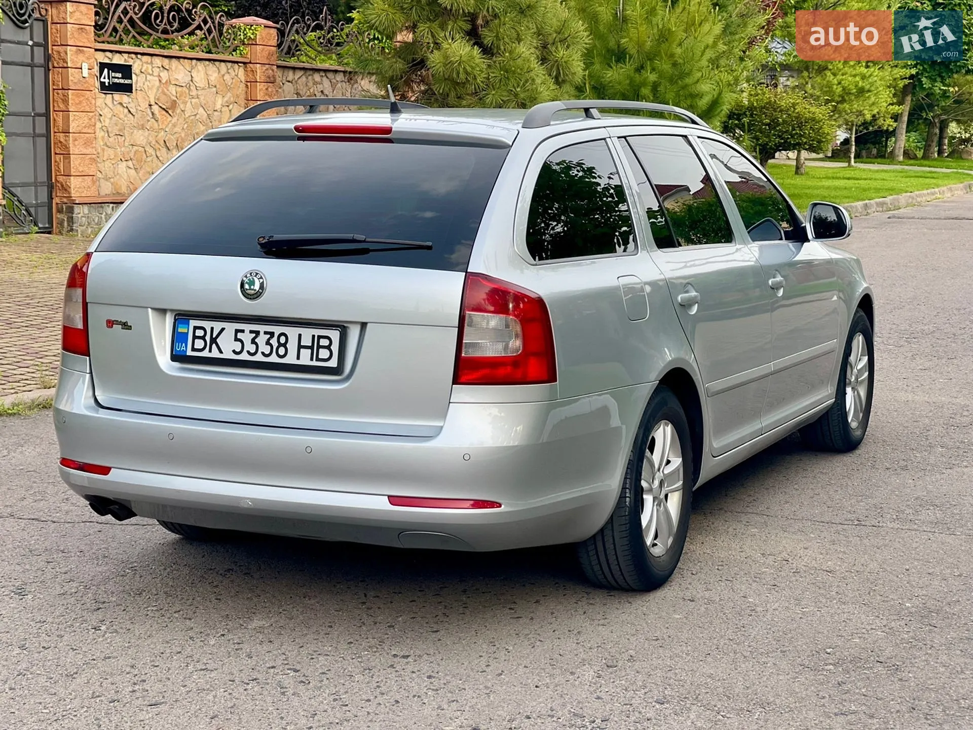 Skoda Octavia 2010 VIN TMBHK61Z7A2103970 фото оголошення 4 з 14
