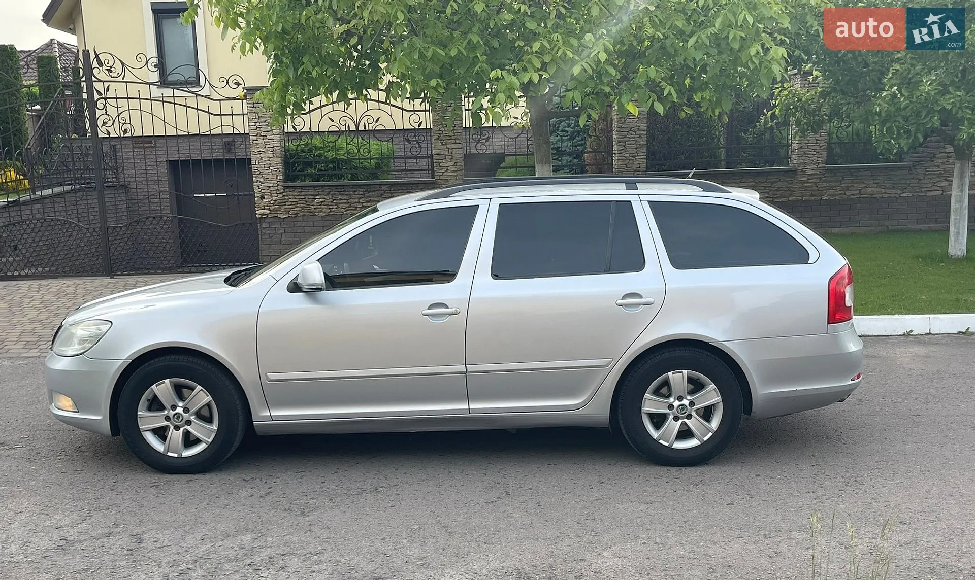 Skoda Octavia 2010 VIN TMBHK61Z7A2103970 фото оголошення 7 з 14