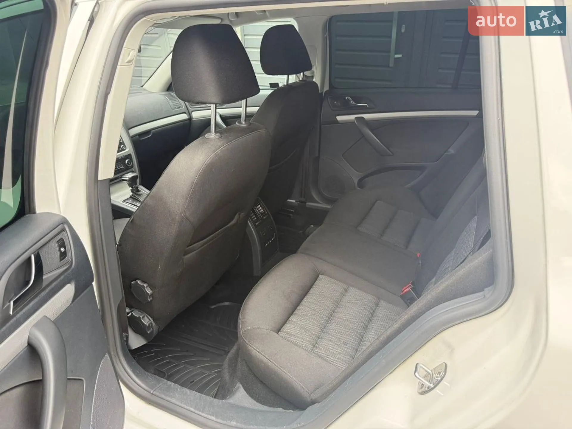 2012 Skoda Octavia - мініатюра 17