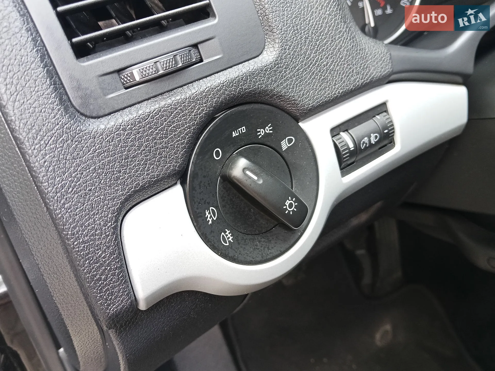 2012 Skoda Octavia - мініатюра 21