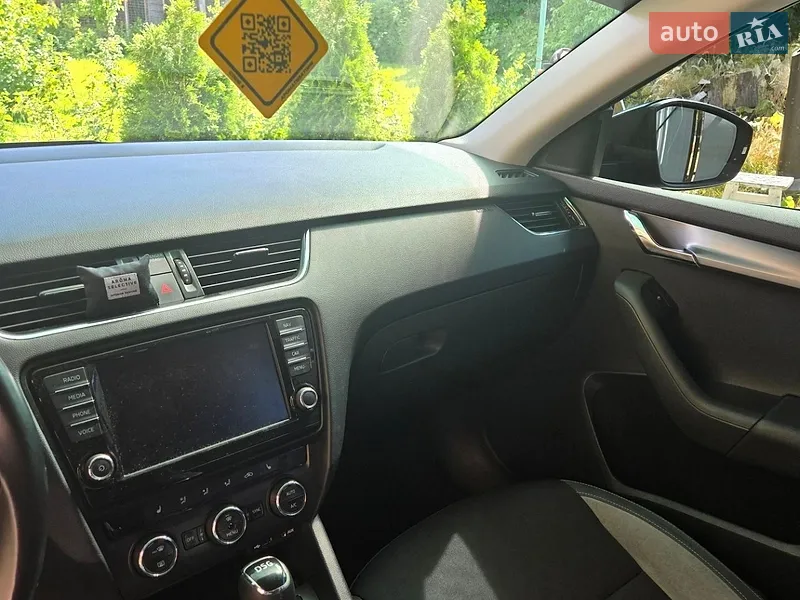 Skoda Octavia 2016 VIN TMBJJ7NE7G0201080 фото оголошення 9 з 64