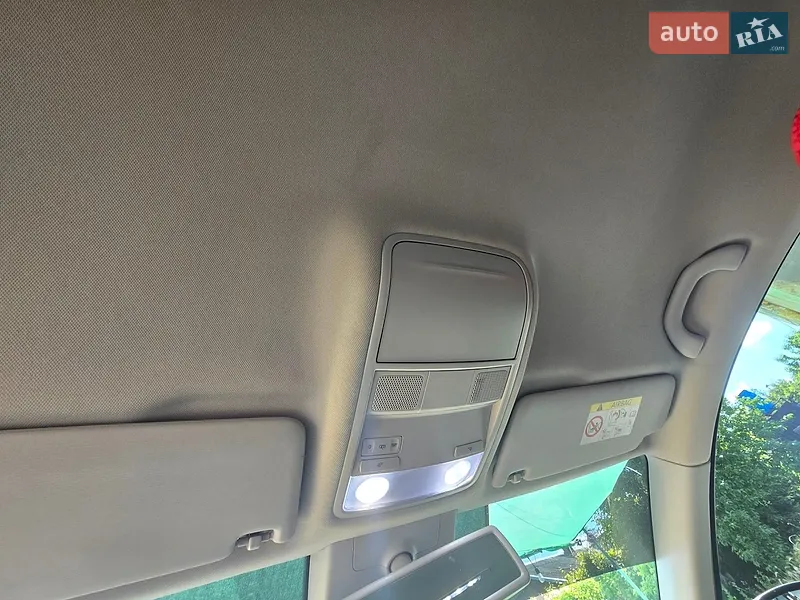 Skoda Octavia 2016 VIN TMBJJ7NE7G0201080 фото оголошення 12 з 64