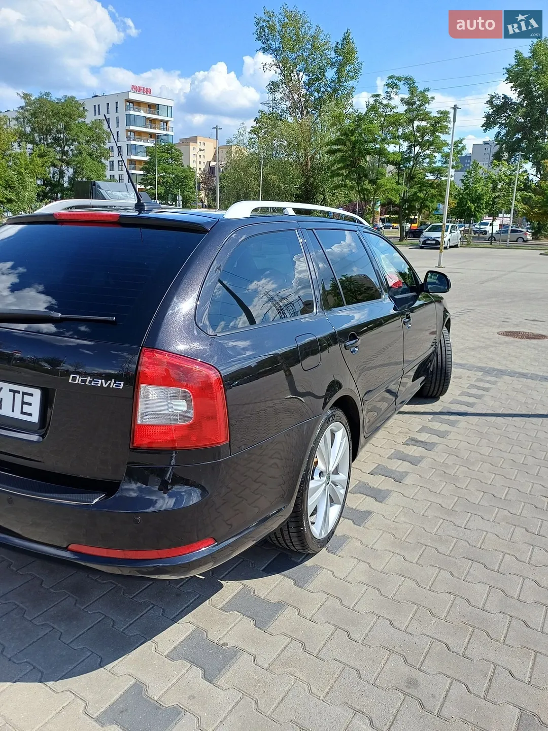 2011 Skoda Octavia - мініатюра 21