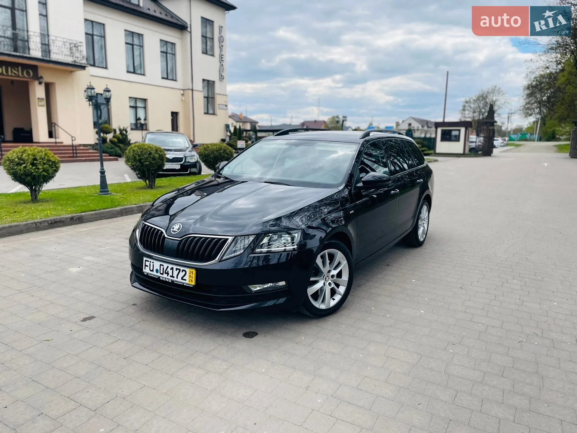 2018 Skoda Octavia - мініатюра 2