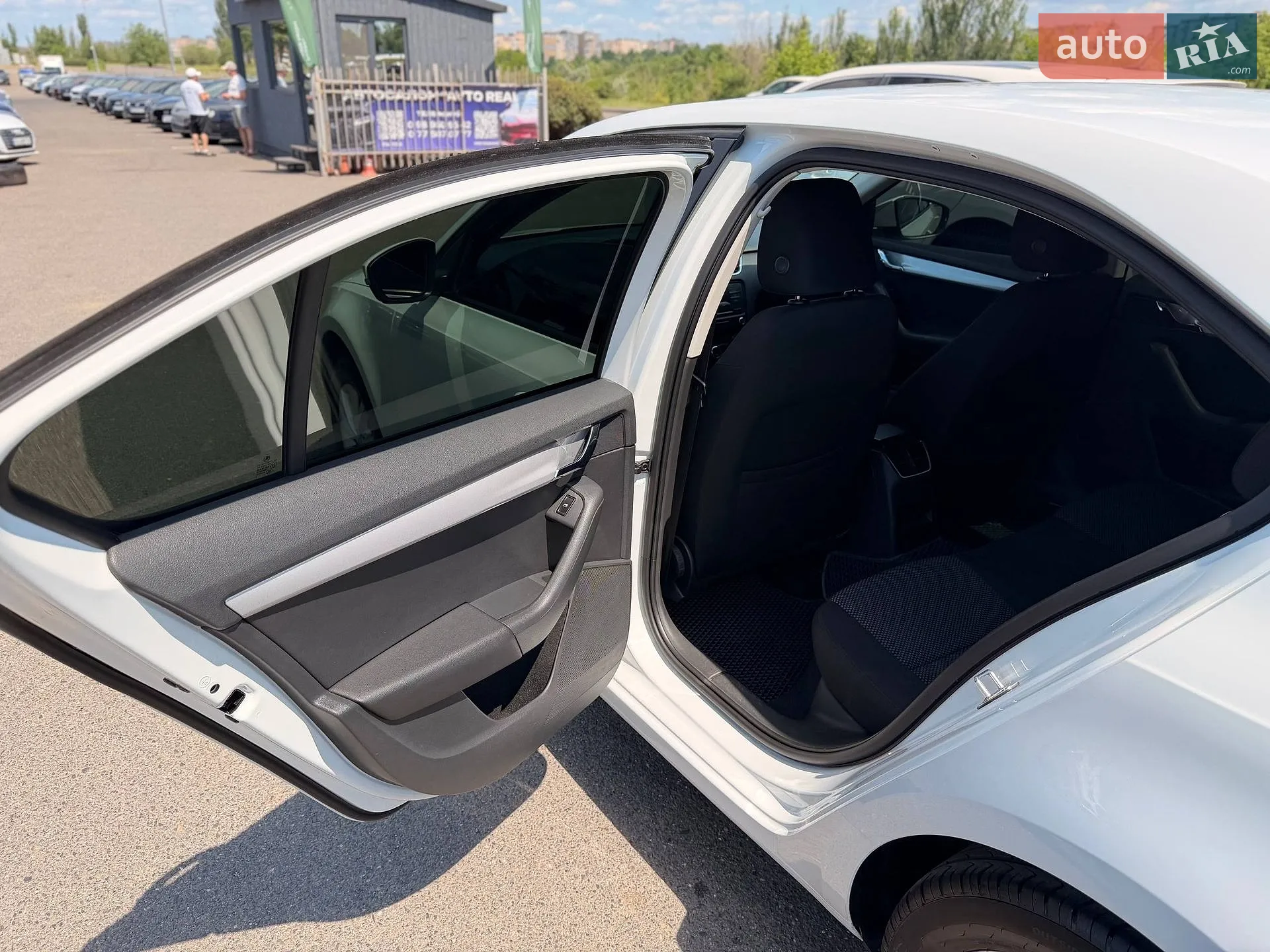 2014 Skoda Octavia - мініатюра 45