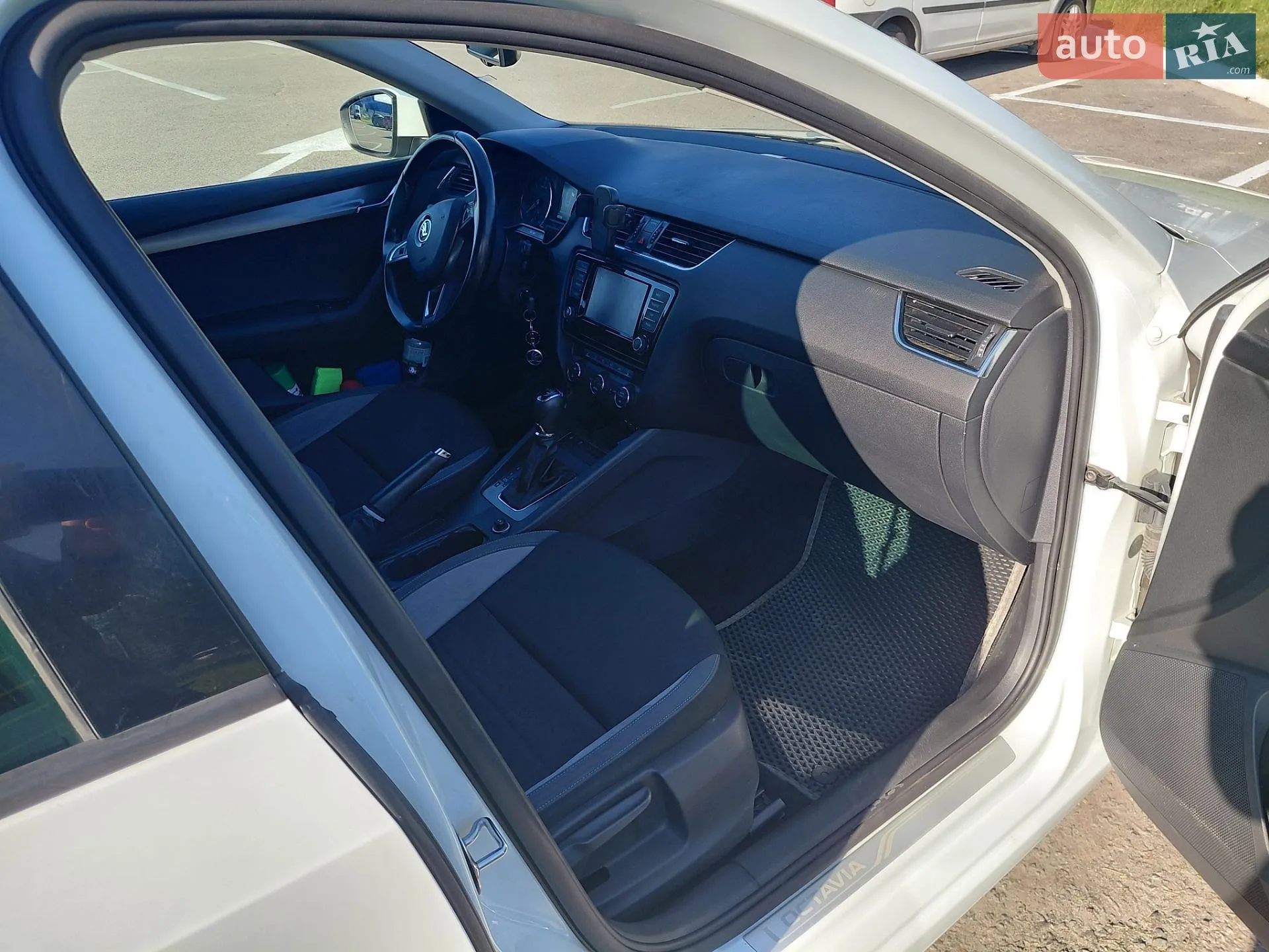 2016 Skoda Octavia - мініатюра 9