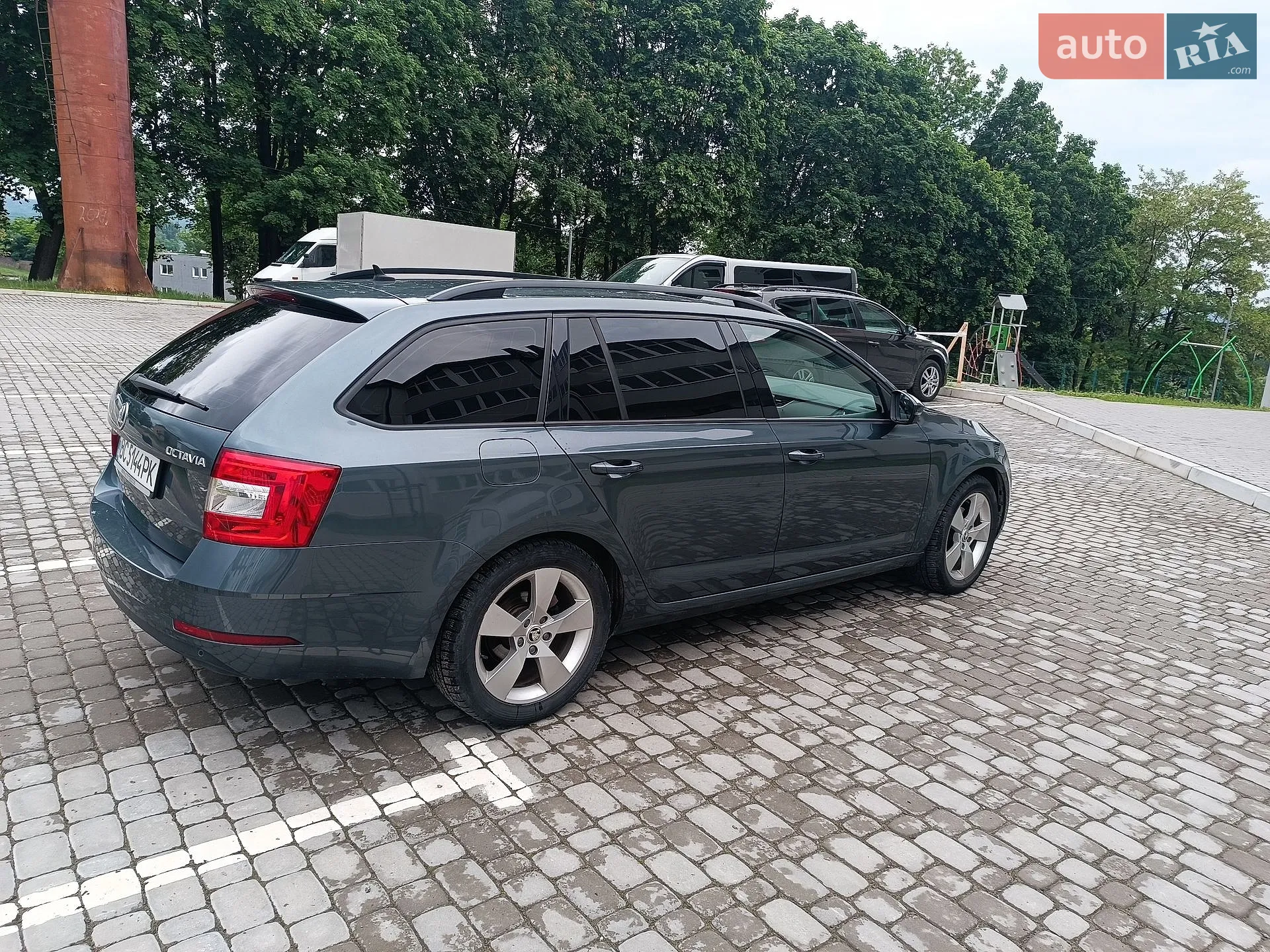 2017 Skoda Octavia - мініатюра 8