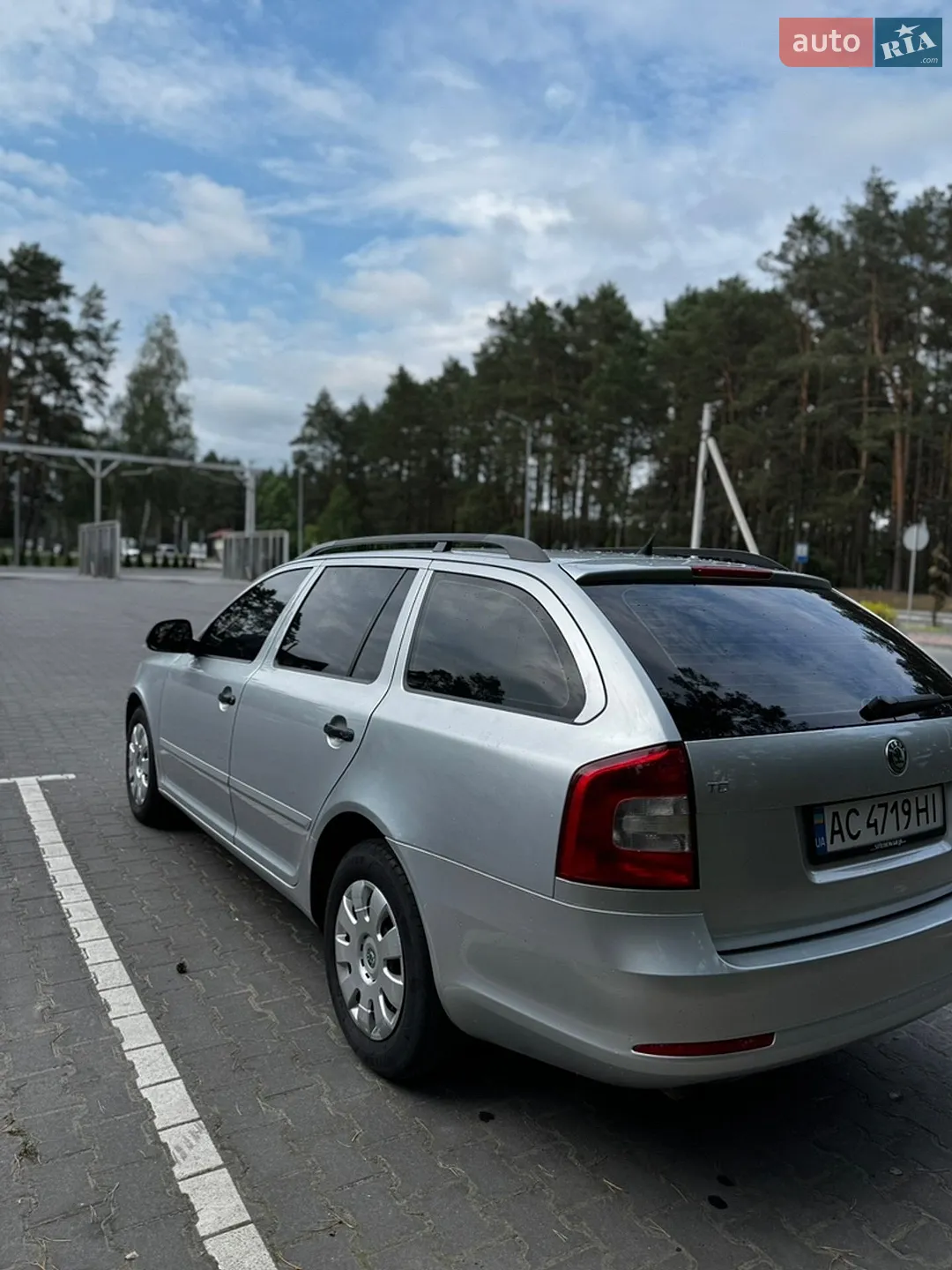 2010 Skoda Octavia - мініатюра 4