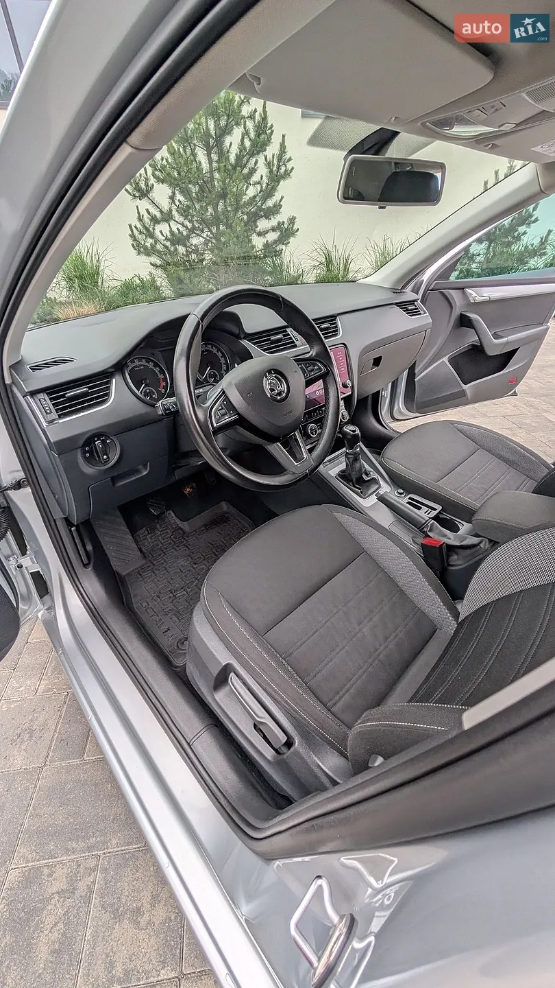 2017 Skoda Octavia - мініатюра 25