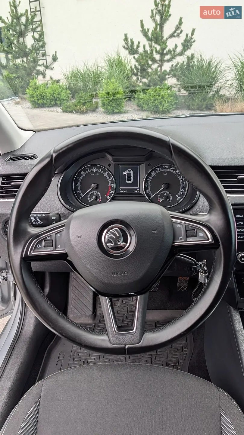 2017 Skoda Octavia - мініатюра 27