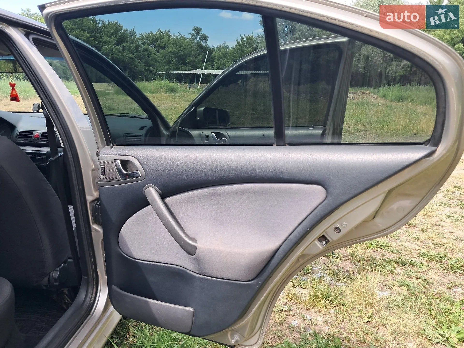 Skoda Octavia 2007 VIN TMBDX41U88B008384 фото оголошення 6 з 12