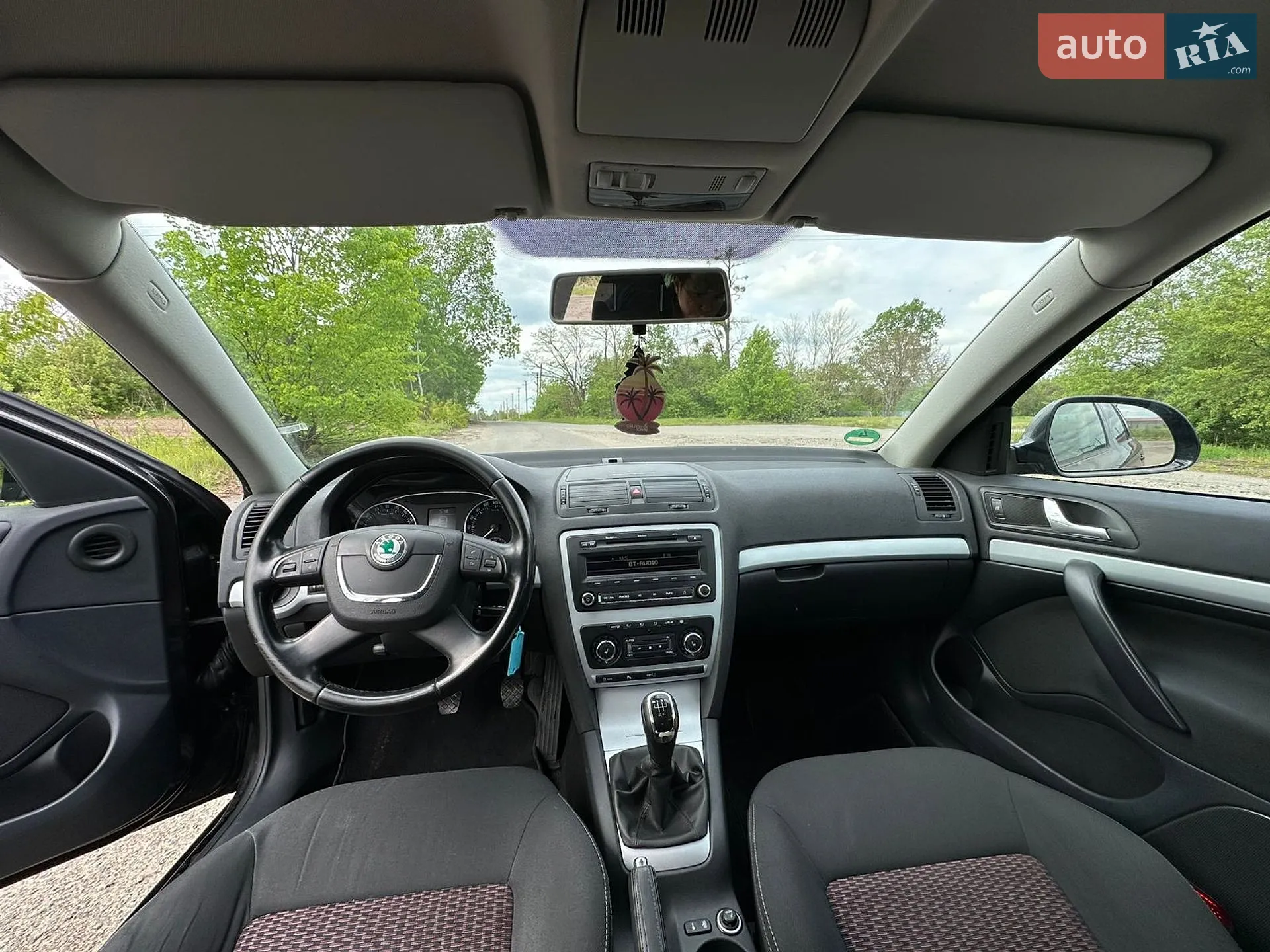 2010 Skoda Octavia - мініатюра 21