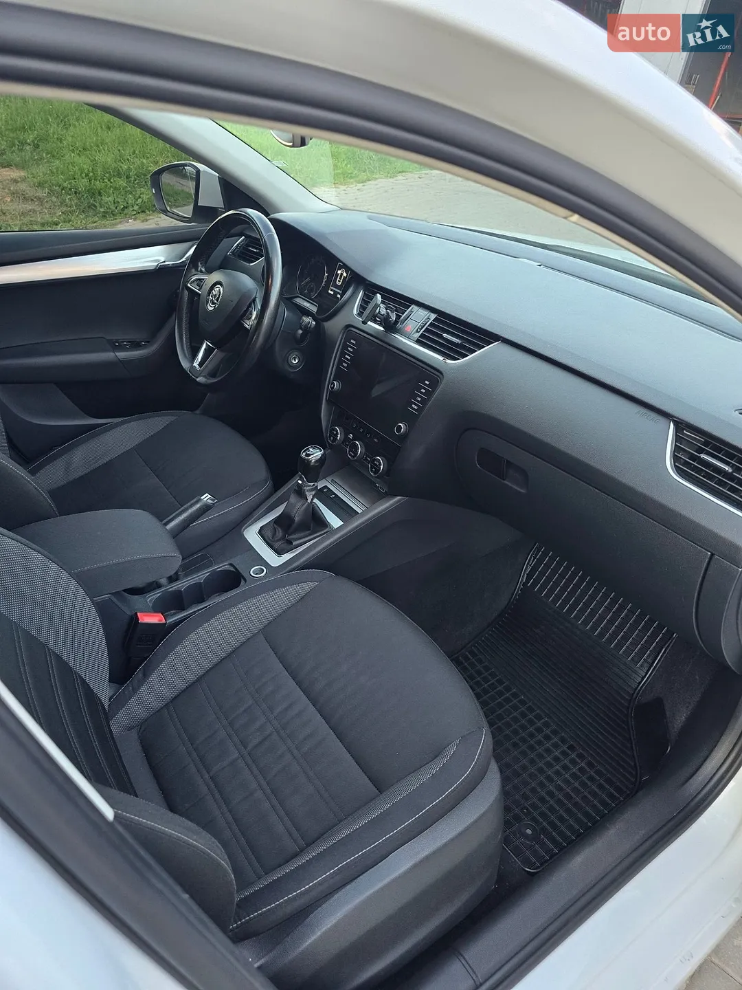 2018 Skoda Octavia - мініатюра 30