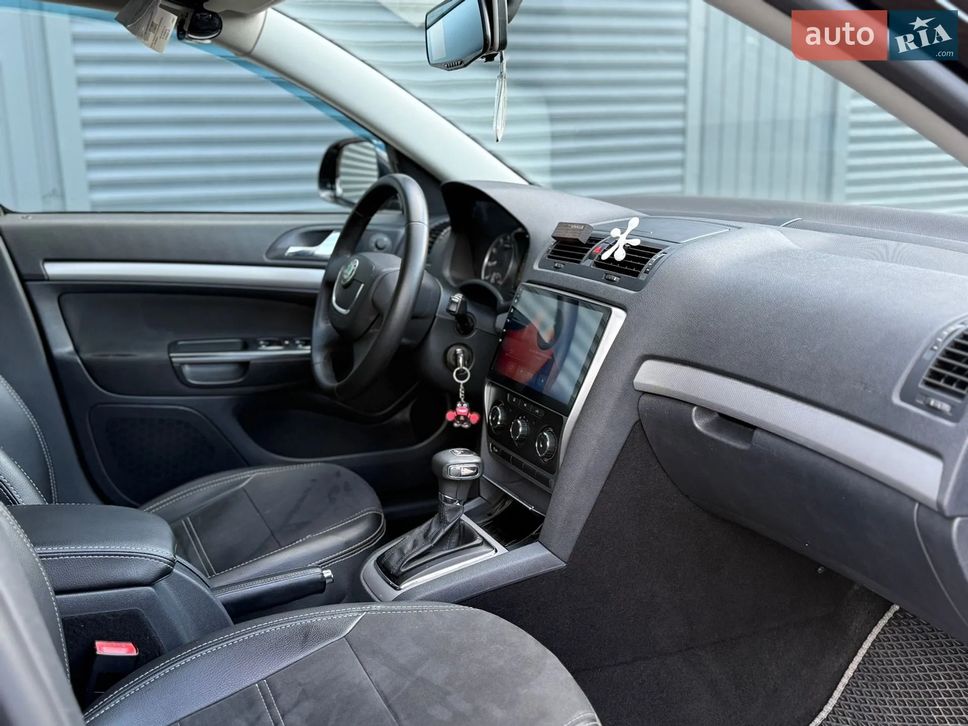 2011 Skoda Octavia - мініатюра 16