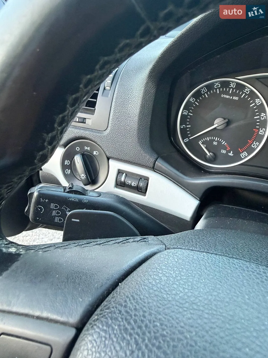 2011 Skoda Octavia - мініатюра 36