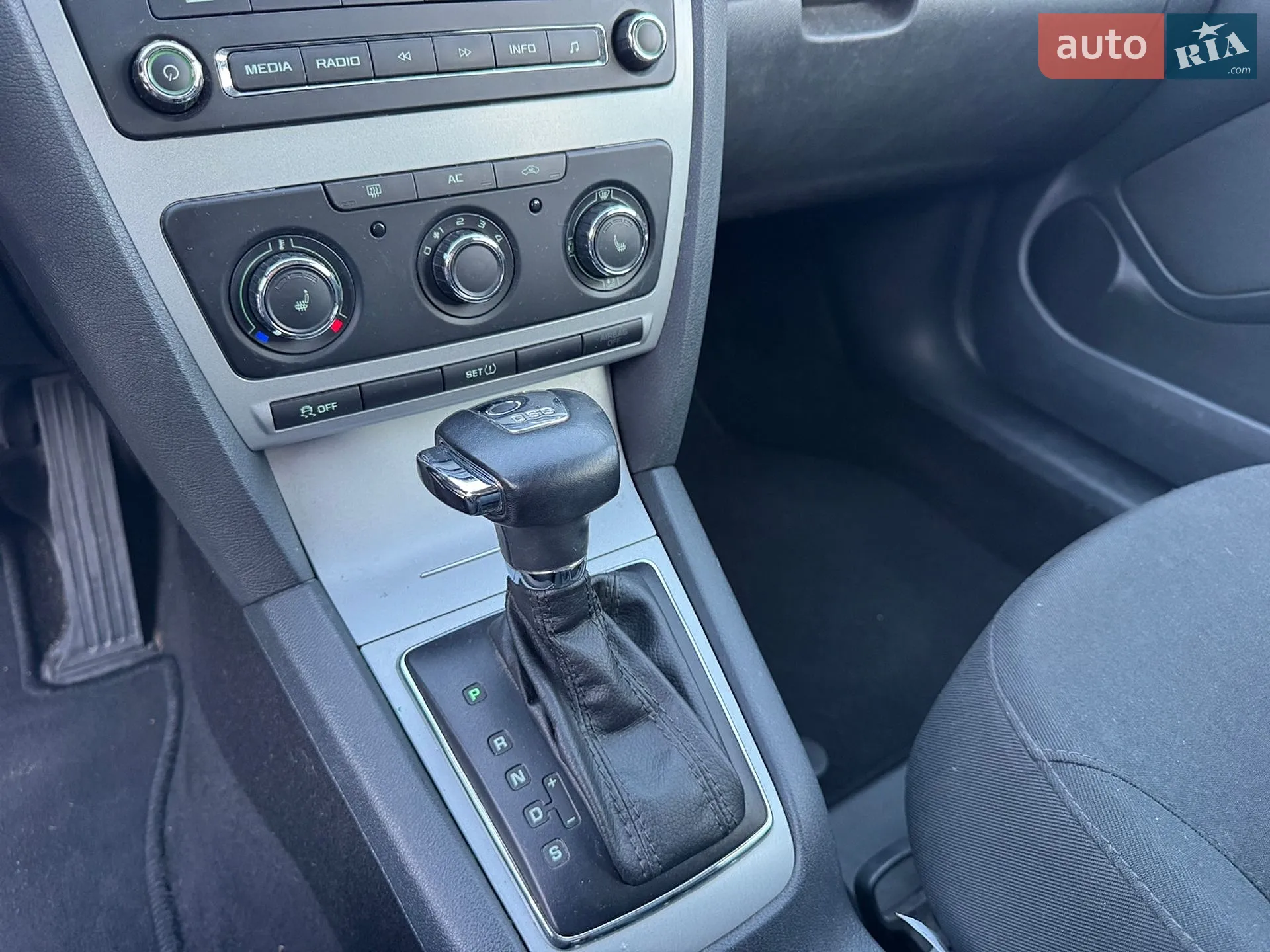 2013 Skoda Octavia - мініатюра 16