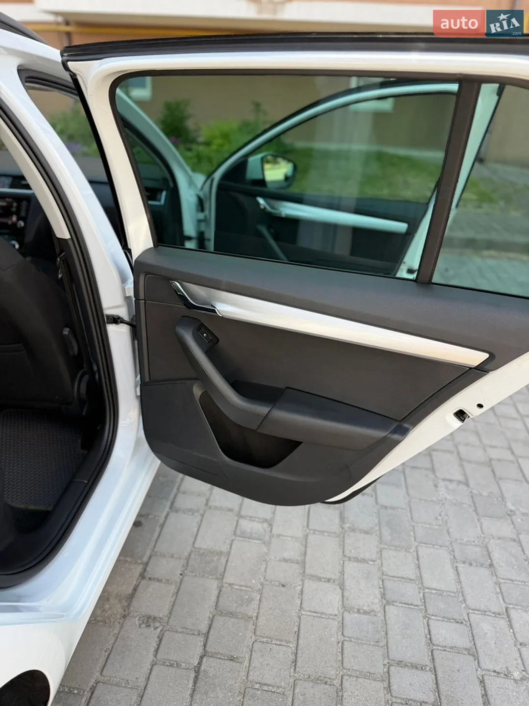 2017 Skoda Octavia - мініатюра 26