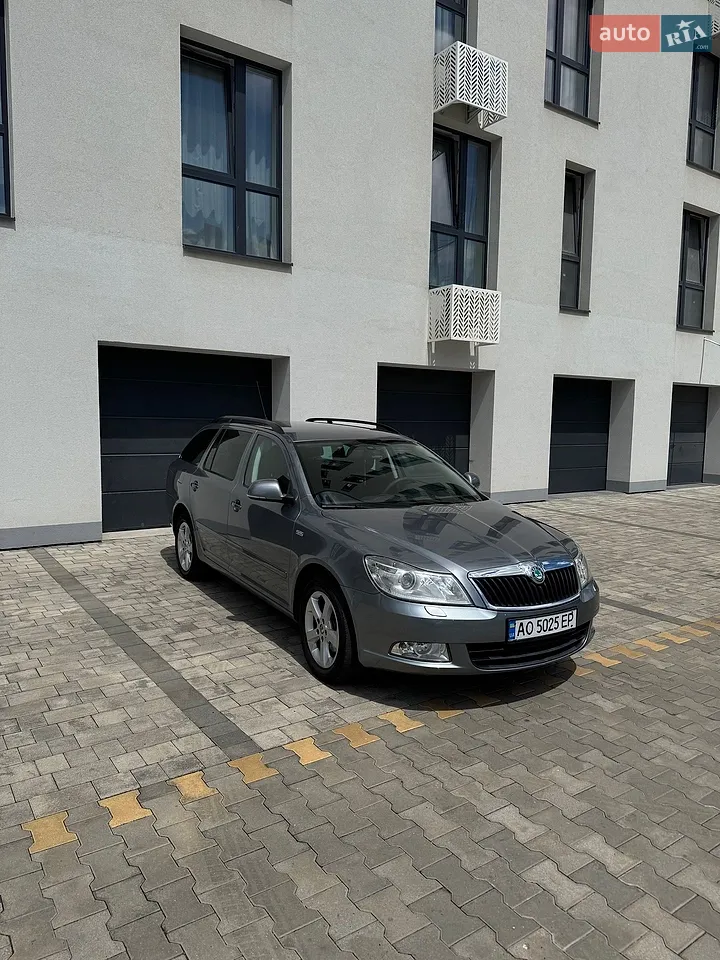2011 Skoda Octavia - мініатюра 17