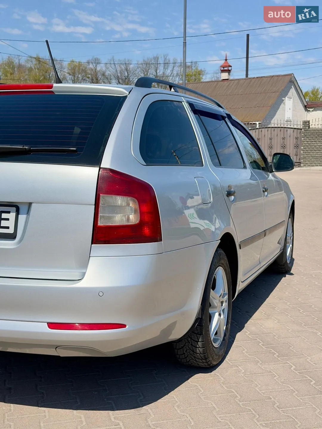 2010 Skoda Octavia - мініатюра 14