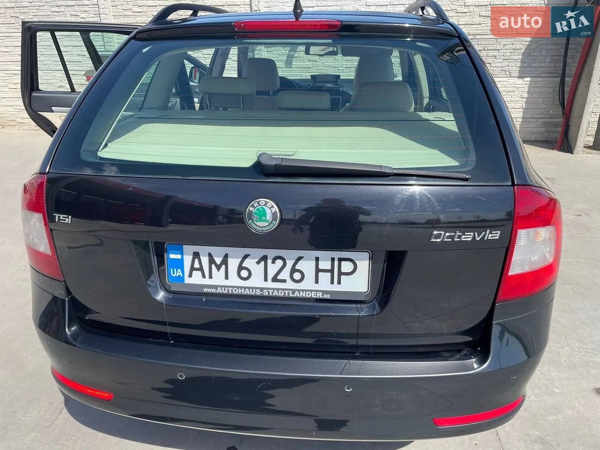 2010 Skoda Octavia - мініатюра 23