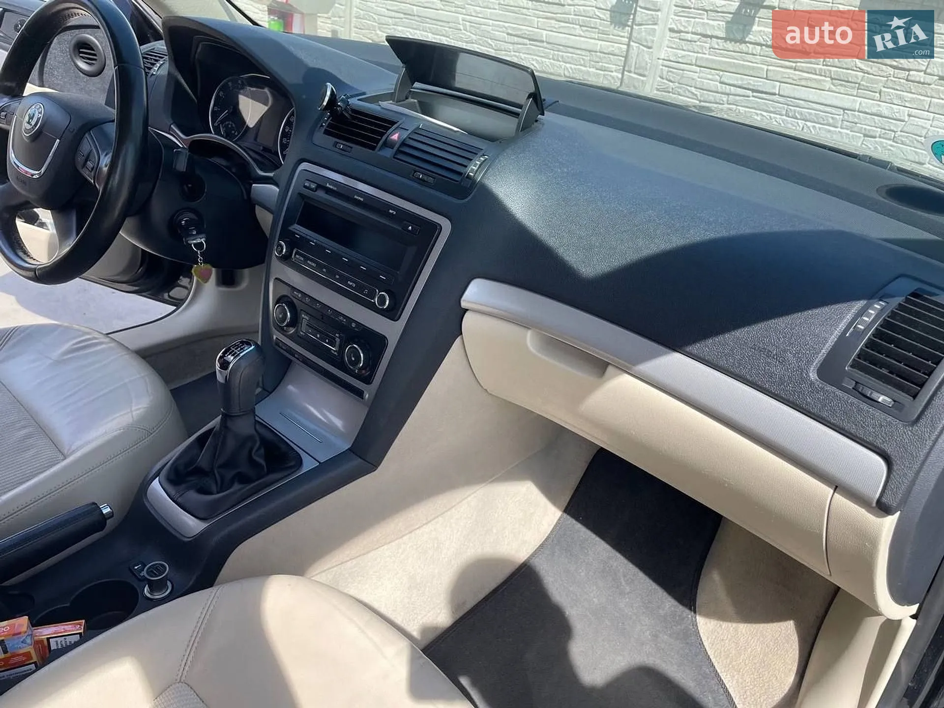 2010 Skoda Octavia - мініатюра 33