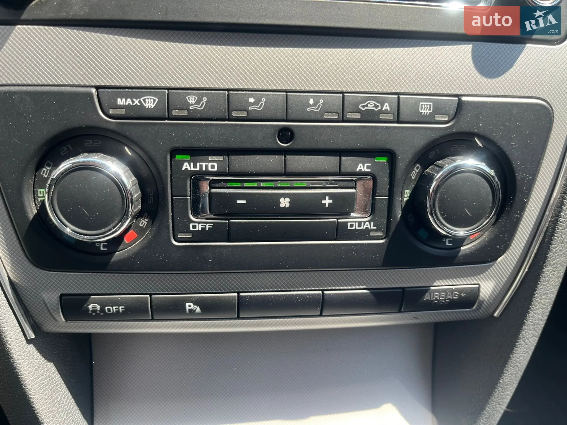 2012 Skoda Octavia - мініатюра 14