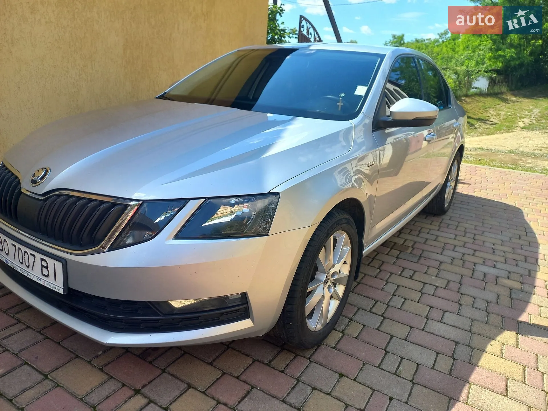 2017 Skoda Octavia - фото 1