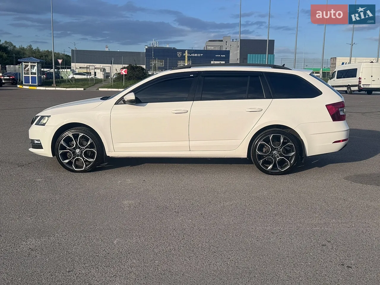 2018 Skoda Octavia - мініатюра 35