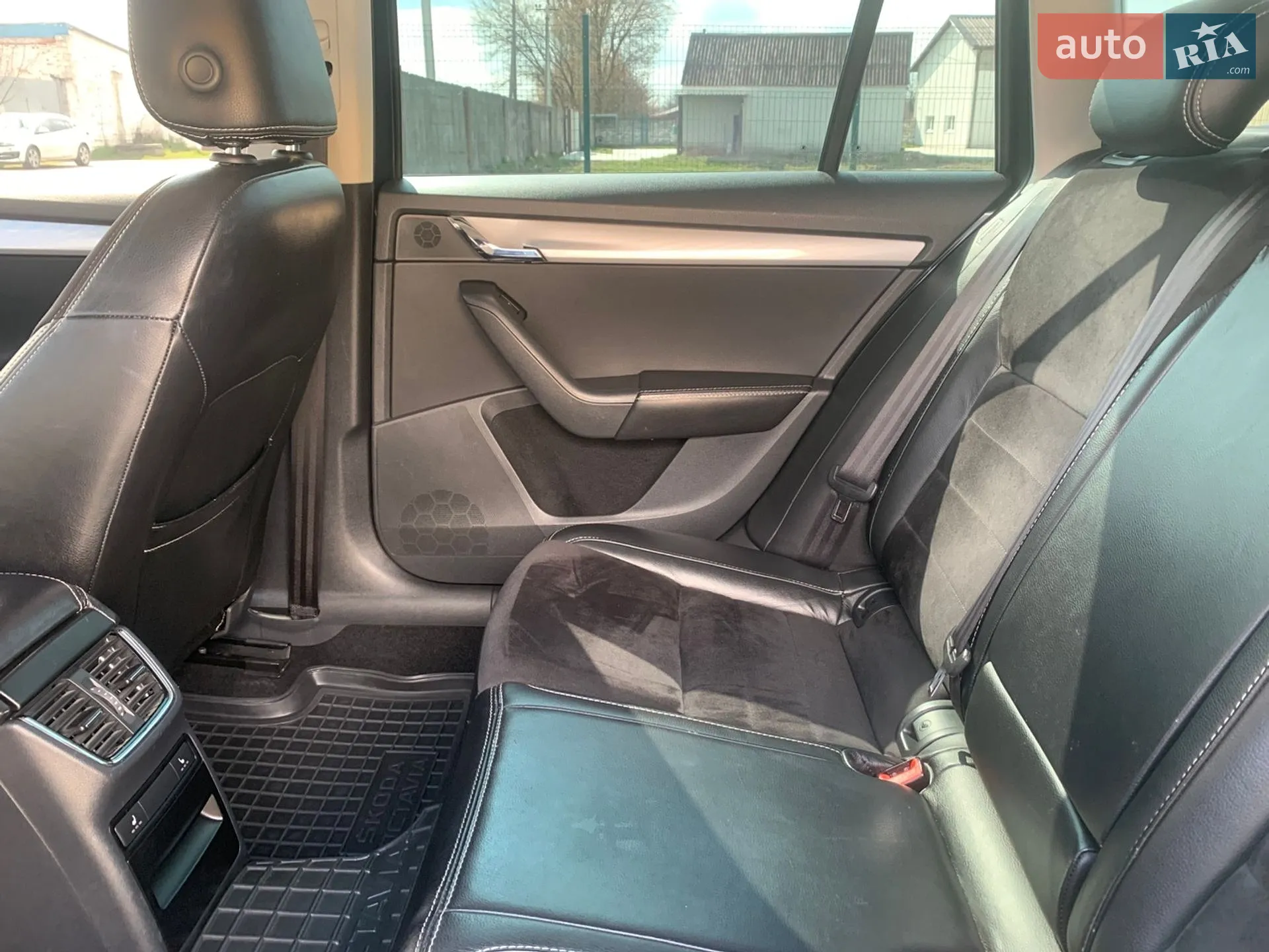 2014 Skoda Octavia - мініатюра 12