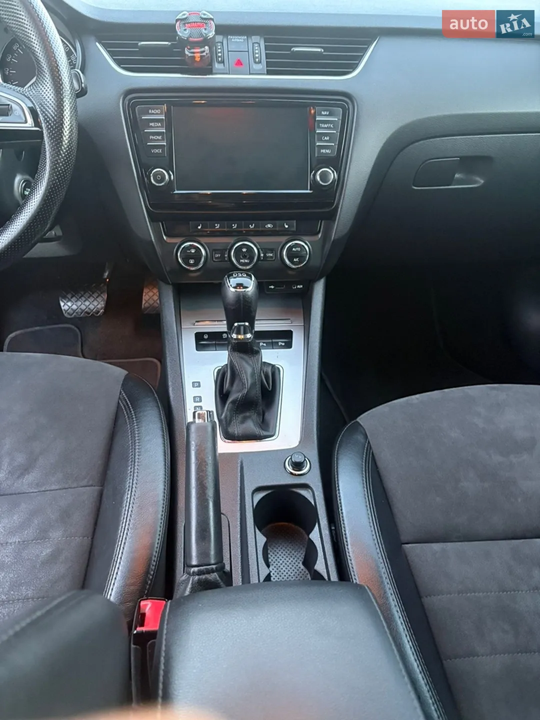 2016 Skoda Octavia - мініатюра 8