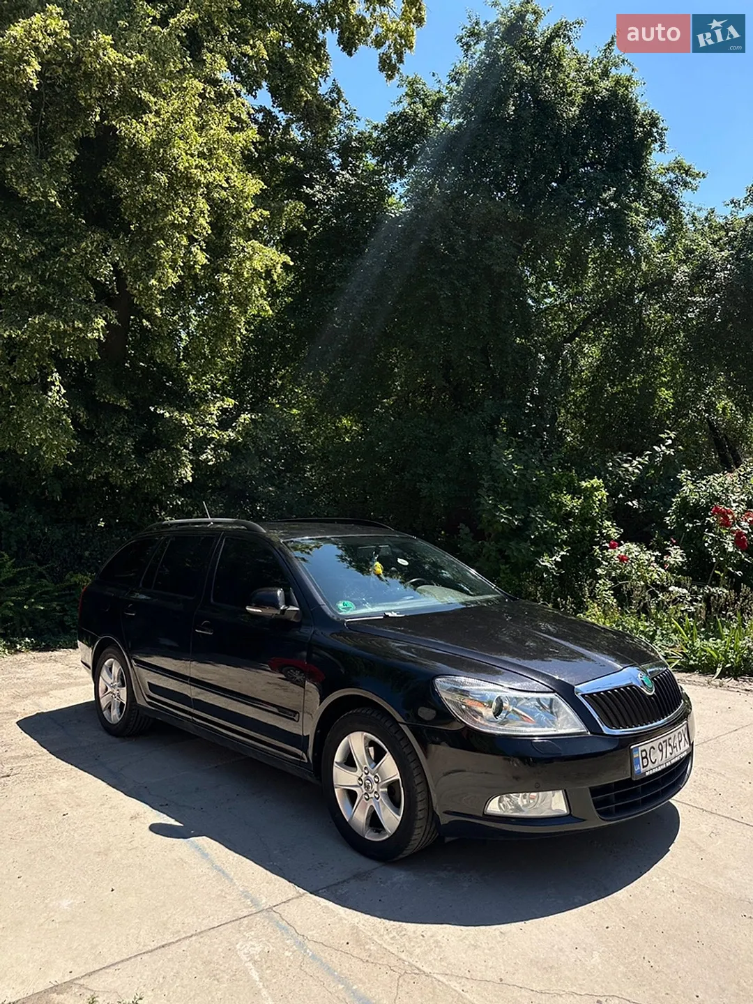 2011 Skoda Octavia - мініатюра 2