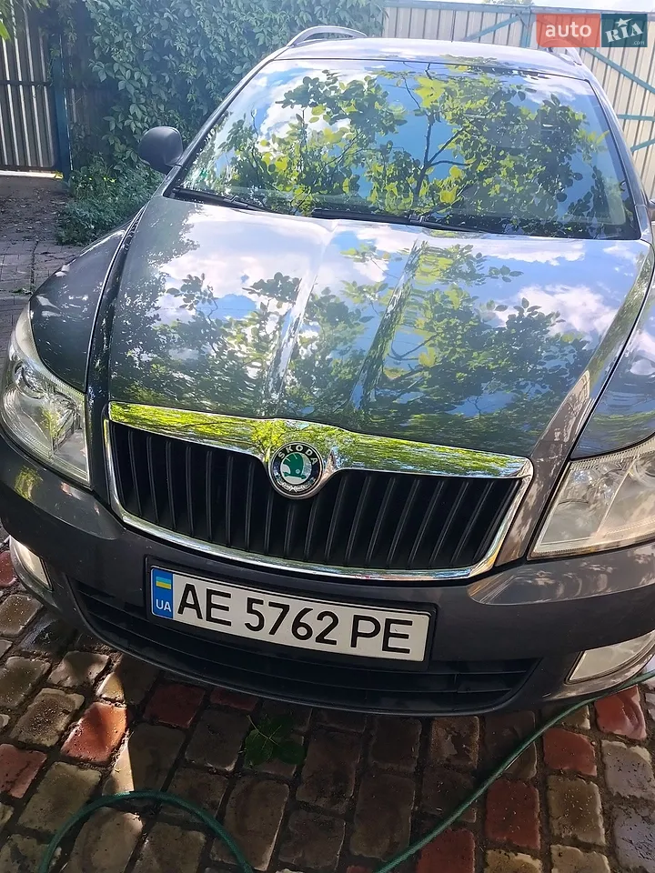 2010 Skoda Octavia - мініатюра 15