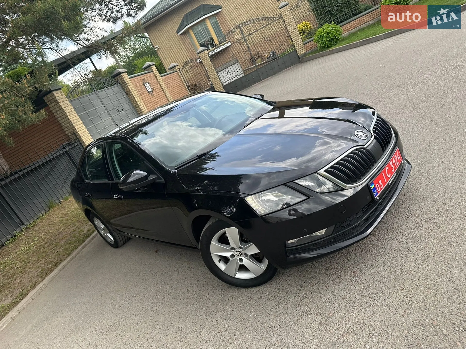2018 Skoda Octavia - фото 1
