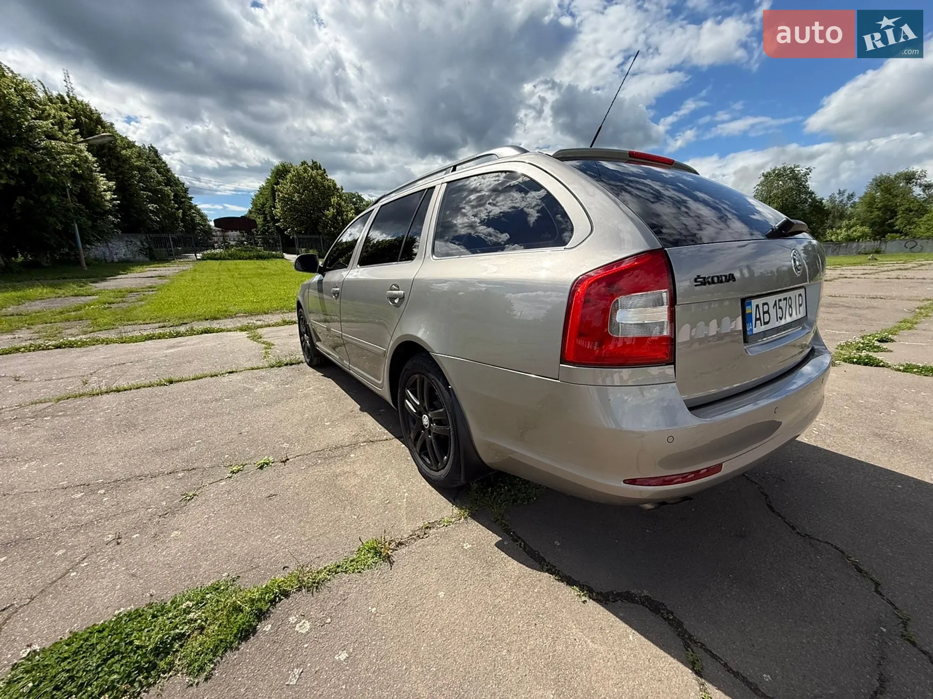 2011 Skoda Octavia - мініатюра 4