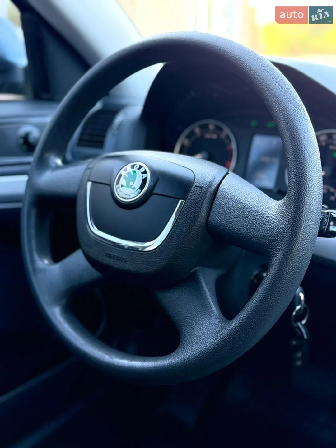 2011 Skoda Octavia - мініатюра 95