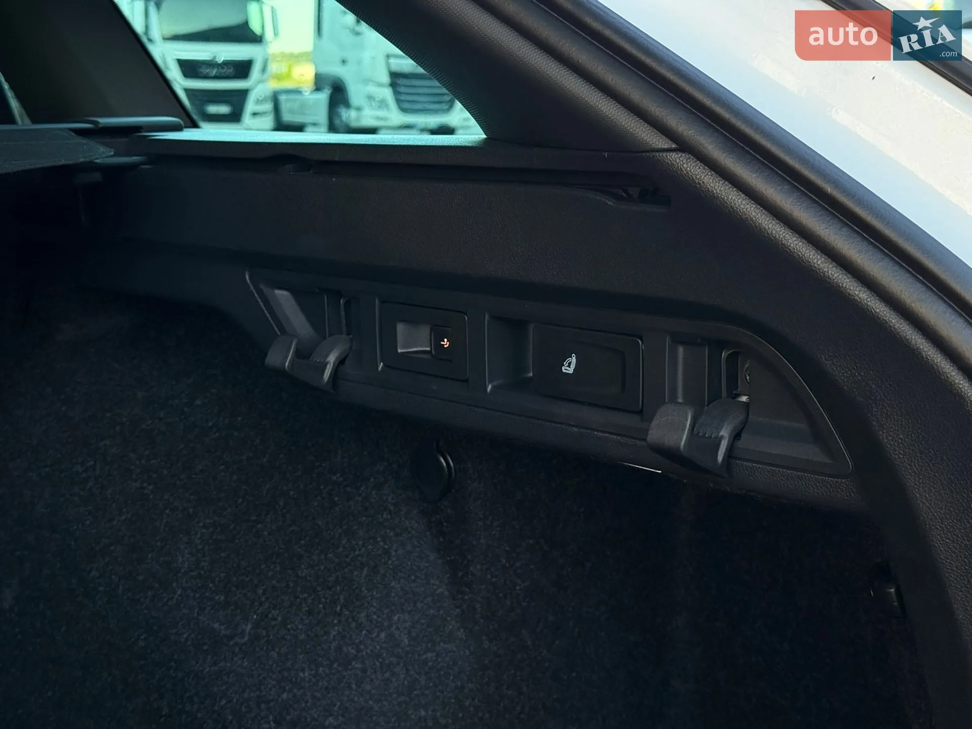 2021 Skoda Octavia - мініатюра 43