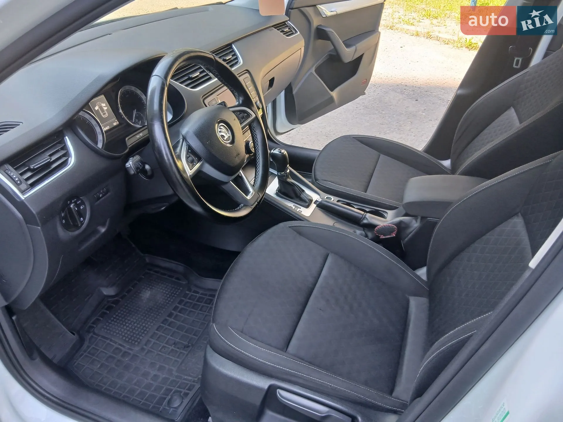 2015 Skoda Octavia - мініатюра 31