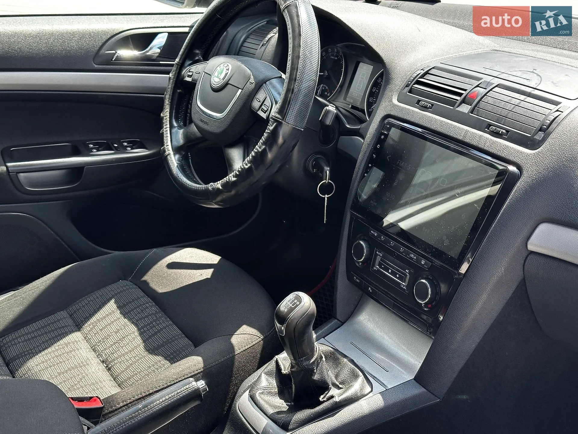 2011 Skoda Octavia - мініатюра 36