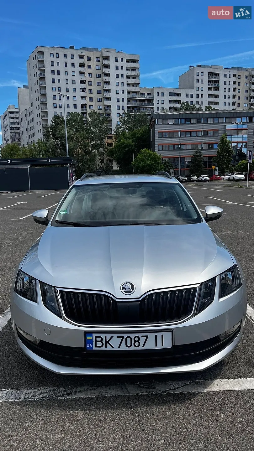 2019 Skoda Octavia - мініатюра 2
