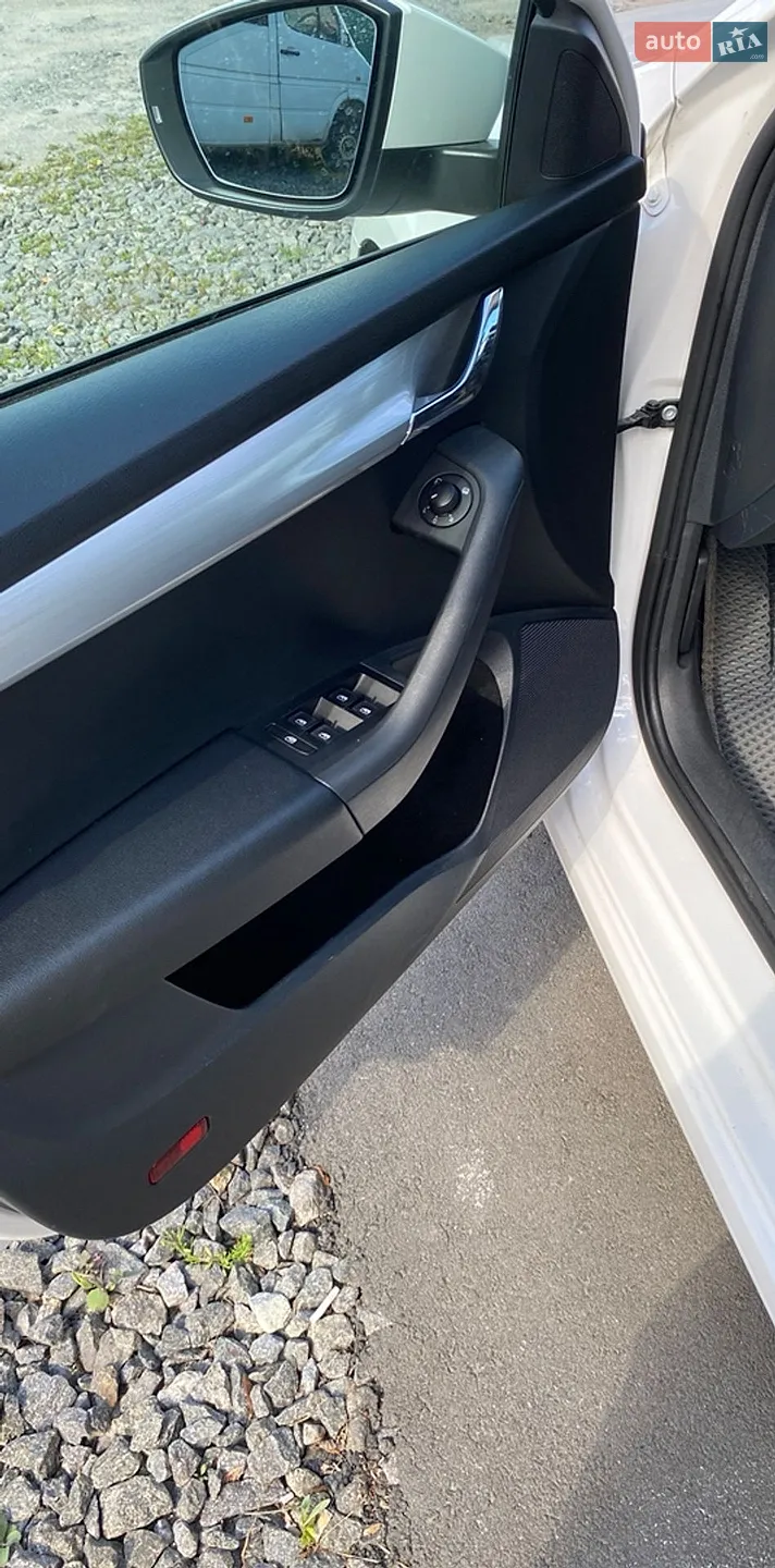 2019 Skoda Octavia - мініатюра 7