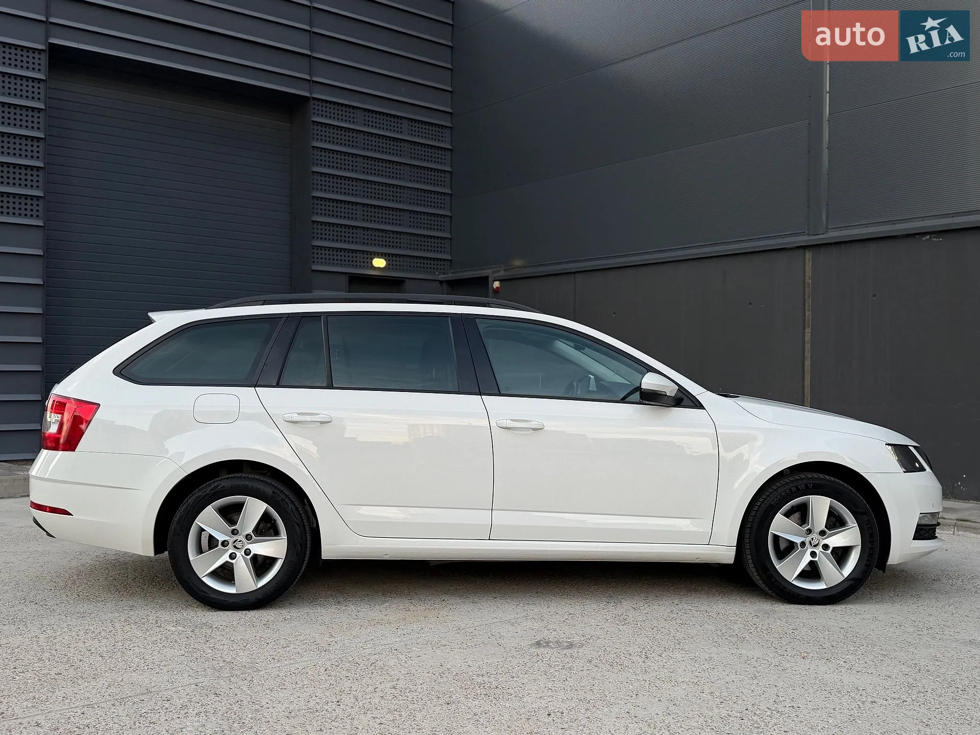 2018 Skoda Octavia - мініатюра 12