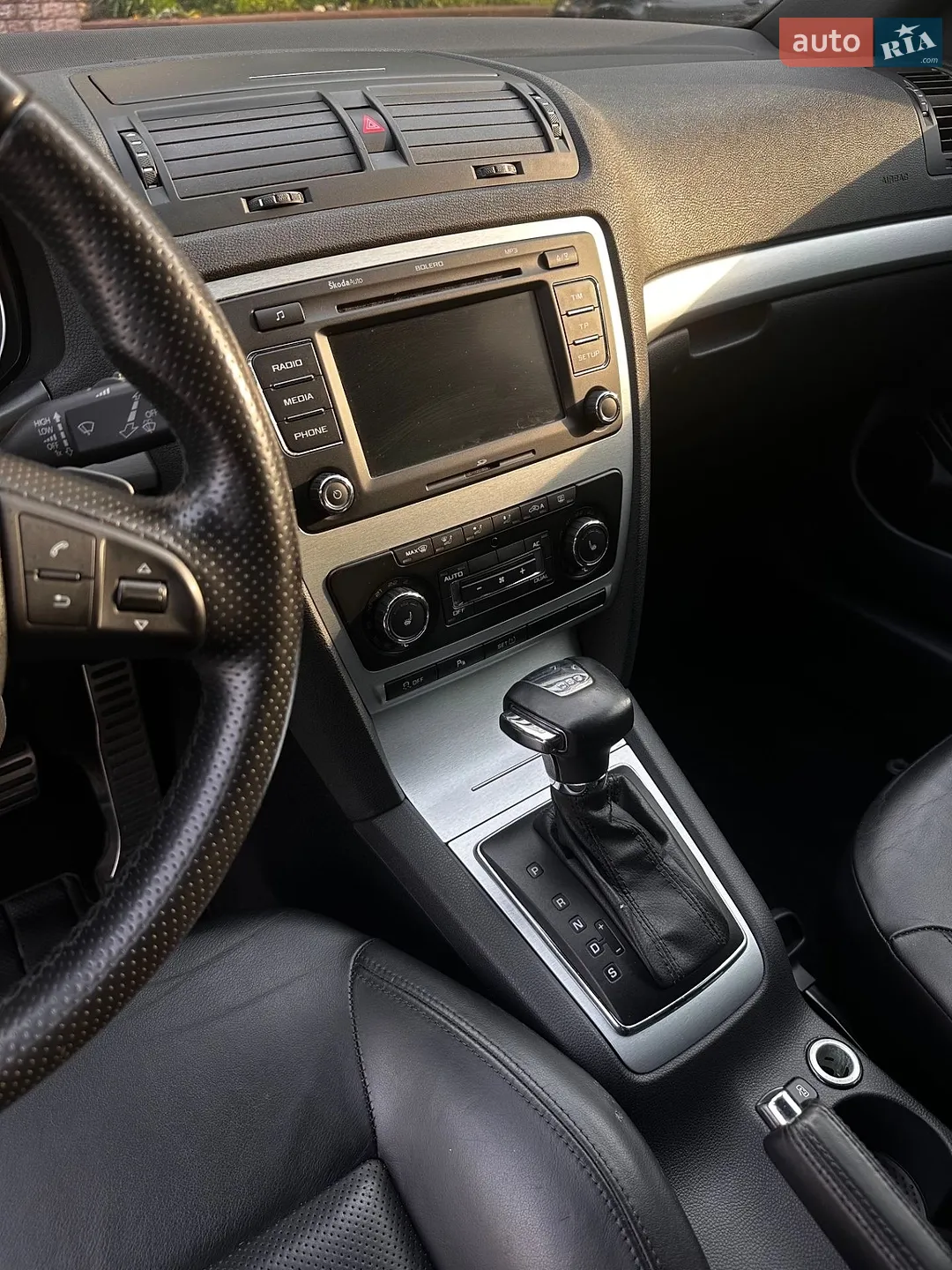 2010 Skoda Octavia - мініатюра 22
