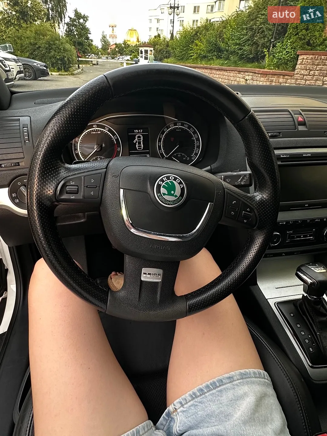 2010 Skoda Octavia - мініатюра 35