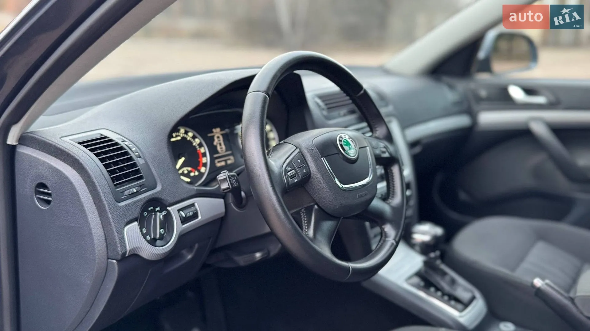 2011 Skoda Octavia - мініатюра 21