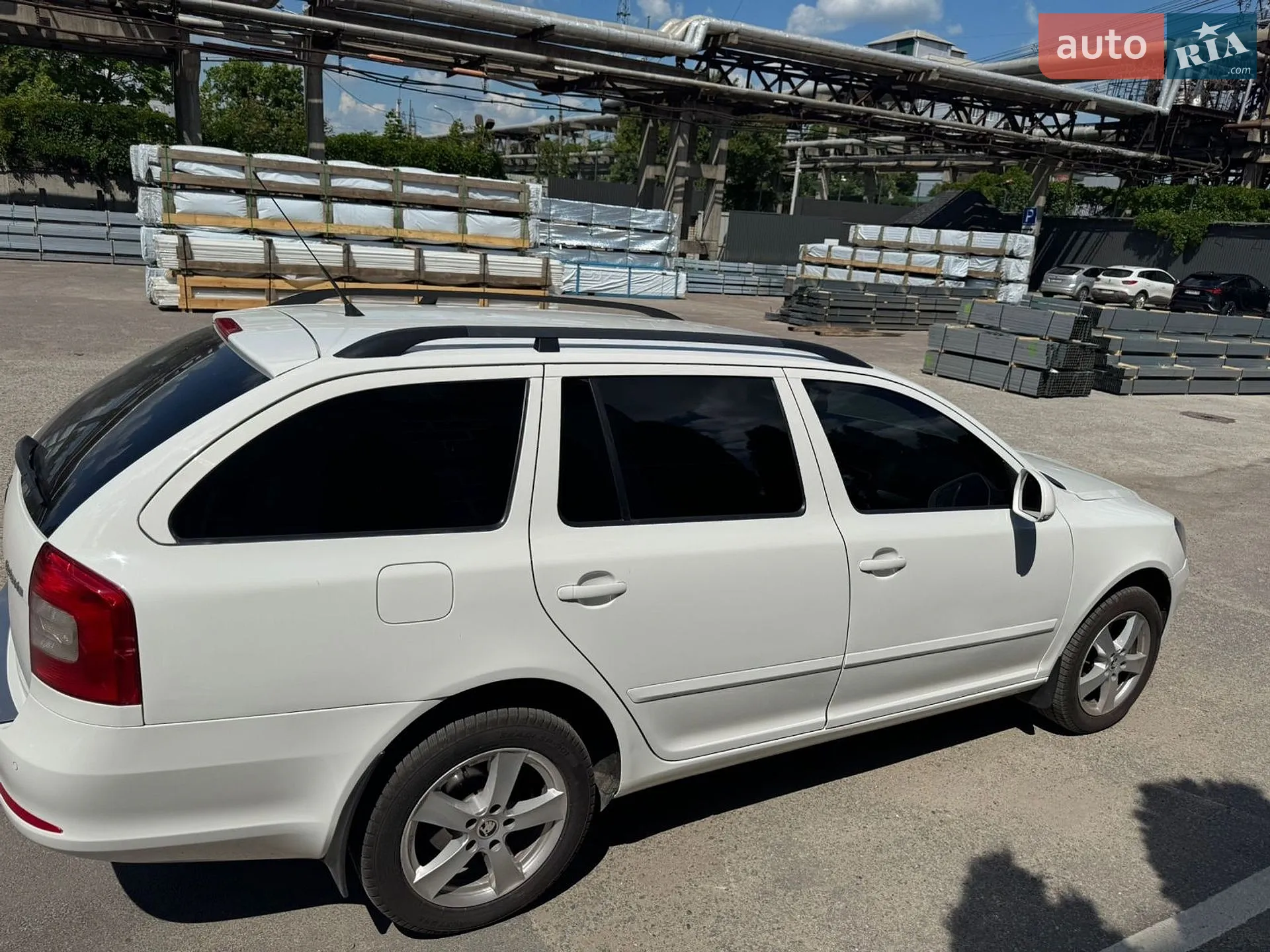 2010 Skoda Octavia - мініатюра 7