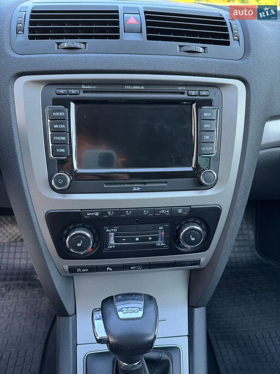 2011 Skoda Octavia - мініатюра 15